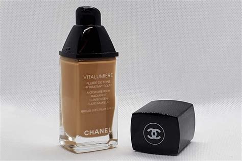 vitalumiere chanel foundation